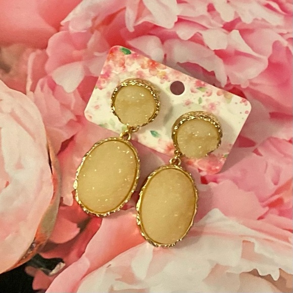 NWT Druzy Stone Earrings - Peach OR Burgundy OR Navy + Ivory Teardrop Studs - Picture 3 of 12